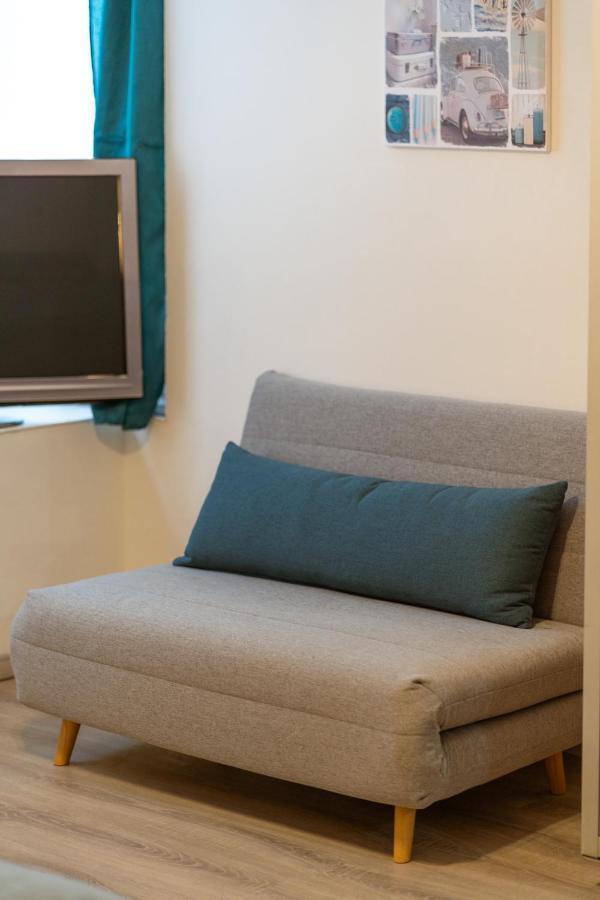 Apartment Away From @budapest Center Budapest