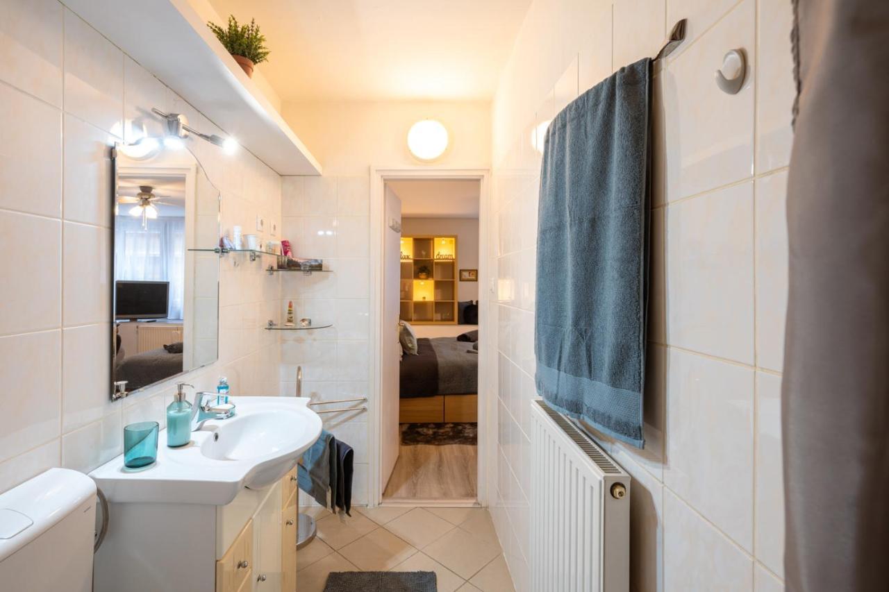 Apartment Away From @budapest Center Budapest
